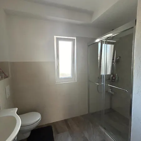Apartment Jadran *